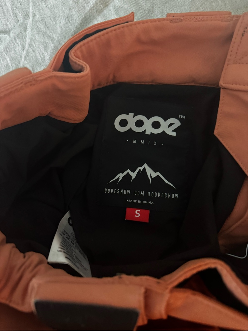 DOPE Snow Peach Blizzard Ski Snowboard Jacket and Pant Set (Both size Small - Picture 7 of 7